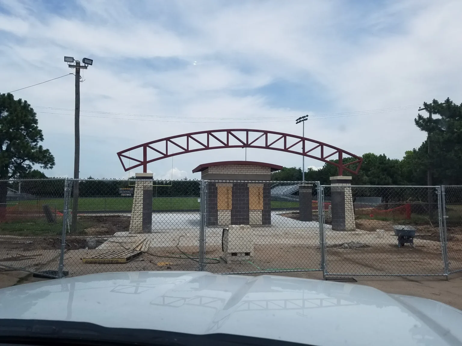 Haven Radius Steel Entry Arch