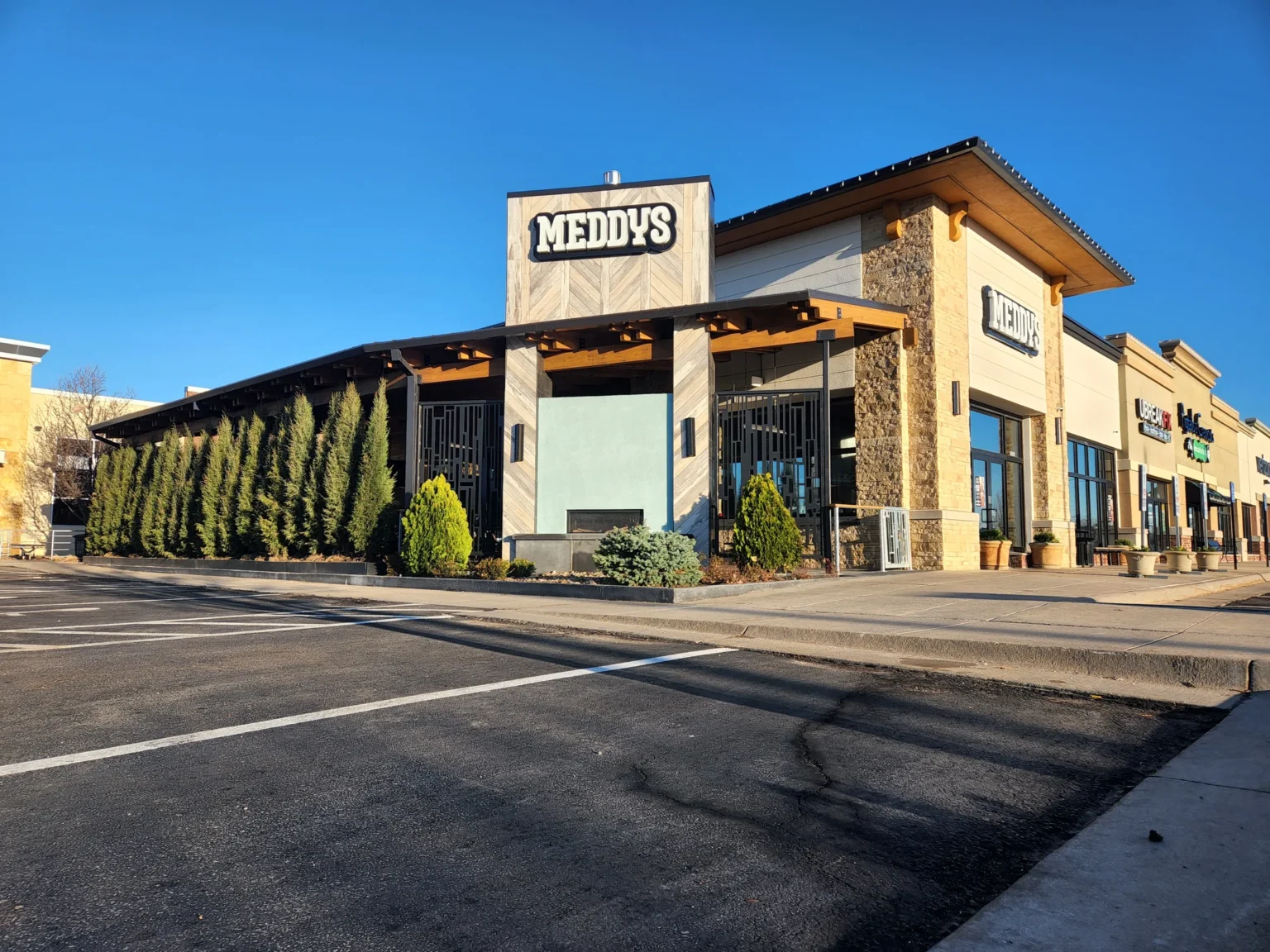 Meddy’s North Maize Road – Completed Exterior